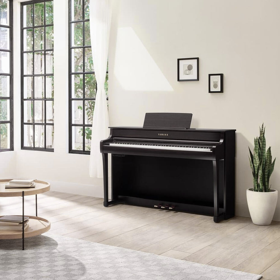 CLP835PE,CLP835B - Yamaha Clavinova CLP835 digital piano Black