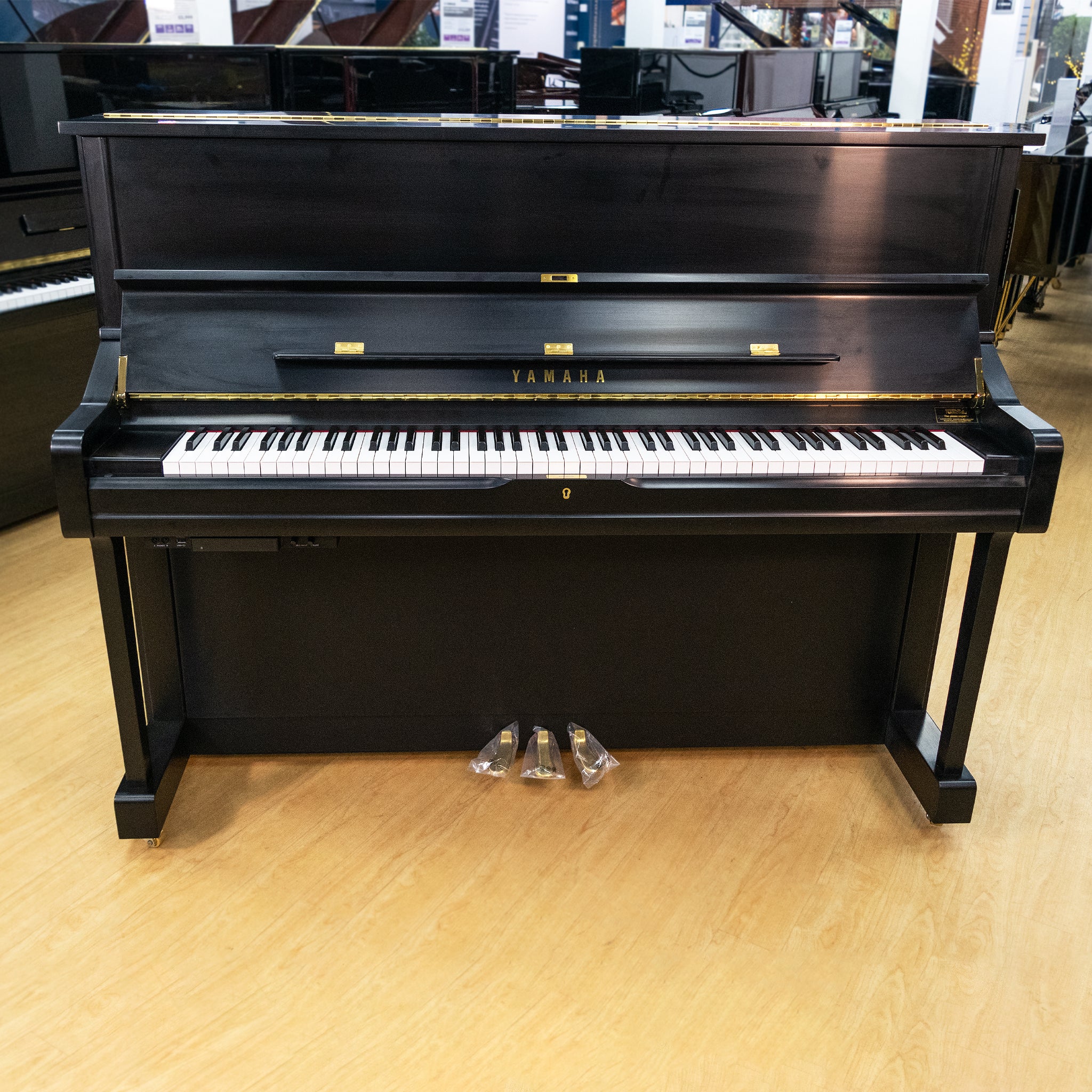 Yamaha U1 Piano Walnut 1992 - Sold — PianoTek Pianos Since 1979